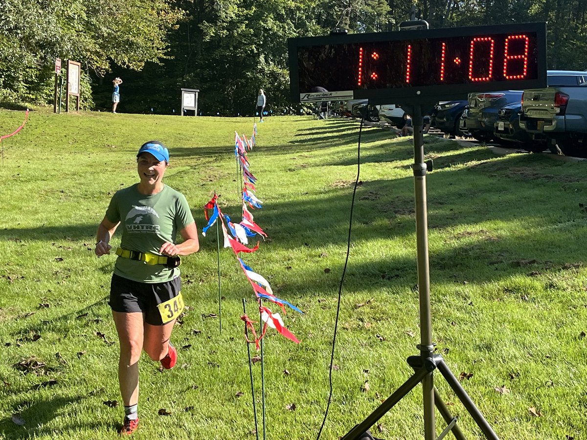 VHTRC's tweet photo. Sheila Vibert bib #345 finishes 2nd place in the 10k at Women's Trail Half Marathon/10k    #WHM #TrailRunning #VHTRC at Fountainhead Regional Park https://t.co/2ErZHAEAEp