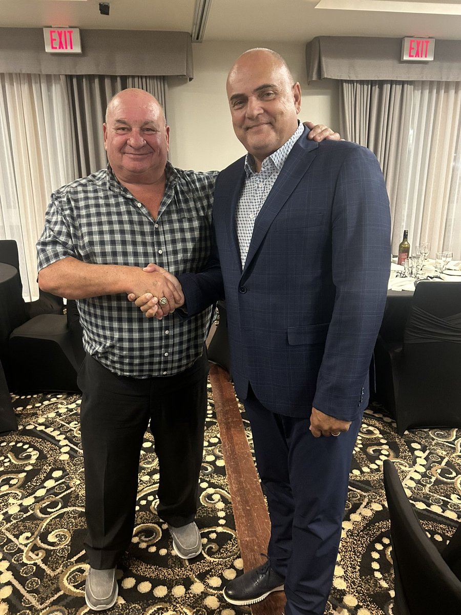 Great to meet <a href="/LarryBrockMP/">Larry Brock</a> at @ AlexRuff17 dinner As shadow minister for Justice &amp; pushing for reforms to the parole system &amp; to “Castle Law” that would keep career criminals behind bars &amp; unable to re-offend &amp; would keep us from prosecution for simply protecting our homes