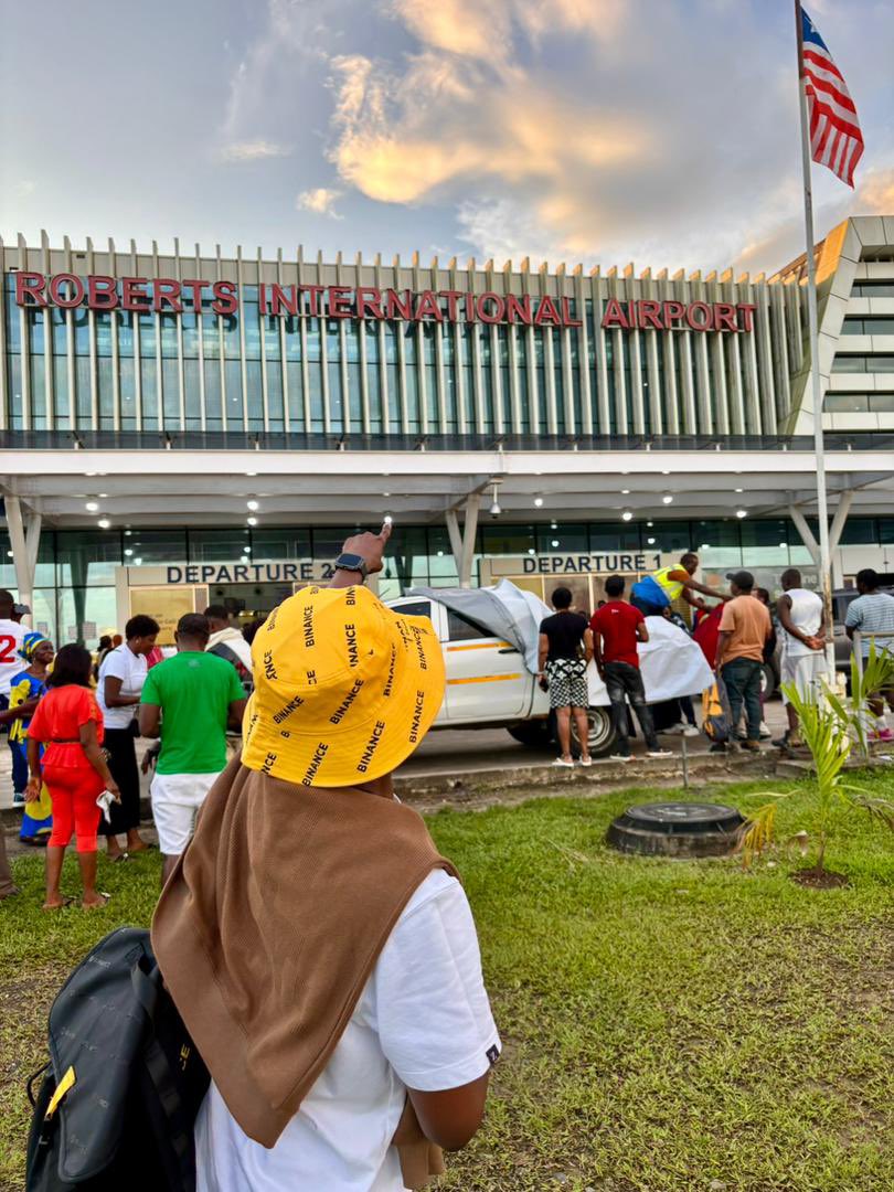 🌍 Africa rising, Liberia shining🇱🇷
Making history with the very first #BinanceAtLiberia event 🎉
The Angel family is unstoppable with <a href="/BinanceAfrica/">Binance Africa</a> <a href="/BinanceAngels/">Binance Angels</a> 🚀