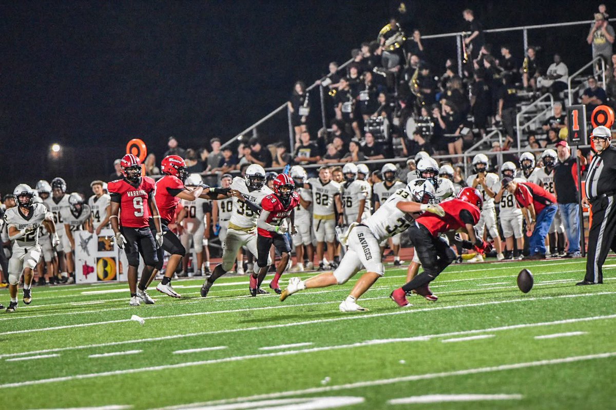 I had fun playing with my guys last night. Enjoying playing football this year. Ready to rest up and reload for districts. 3-0 Savages