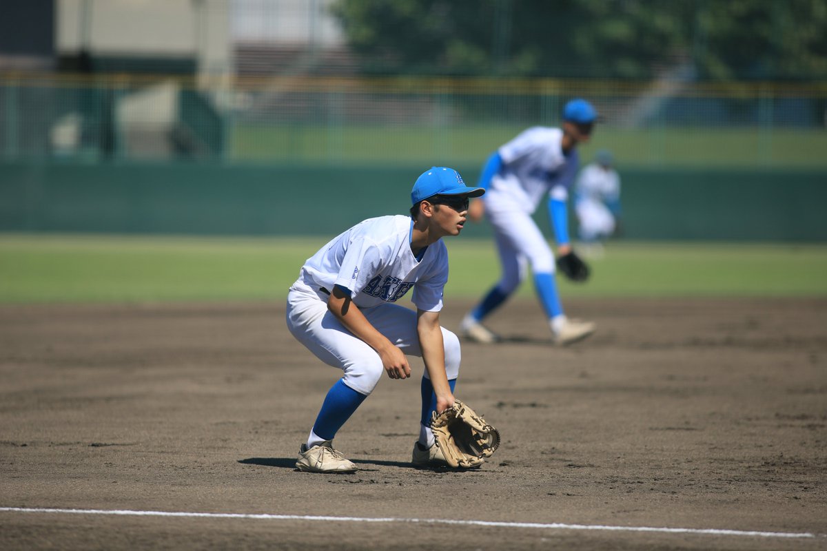sisinji's tweet image. 第77回秋季東北地区高等学校野球秋田県大会 
さきがけ八橋球場
        
秋田工業高校対秋田南高校 

秋田工業高校　　    
田口　怜玖（2年　城南中学校/秋田北リトルシニア）  
三村　豪（1年　男鹿東中学校/SFIDABC）     

＃質実剛健
#金砂ブルー