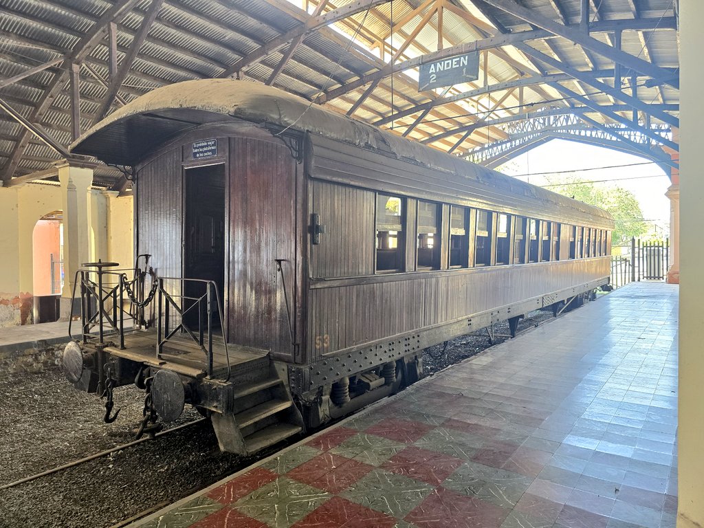 nonstopeurotrip's tweet photo. Just been to the National Railway Museum in a country with no railways - Just £1 entry tho! 👀🚂🇵🇾 #Paraguay #NonstopEurotrip https://t.co/U8nbZl0vsp