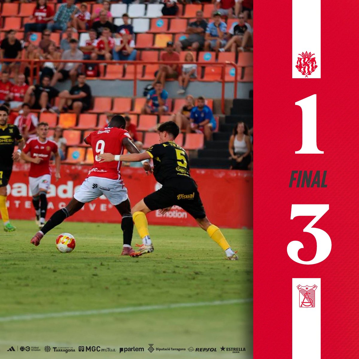 Final del partit.

L’equip ho dona tot #FinsAlFinal amb 9 efectius sobre el terreny de joc. 

Tot i l’esforç i la lluita dels grana, s’escapen els primers punts del curs al Nou Estadi Costa Daurada.

|1-3| #nasticlive
#NàsticSanluqueño