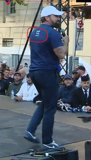 FletchIsOnSOL's tweet image. Love to see @antmiddleton reppin' a @solana tee at todays peaceful demonstration in London with over 3 million attendees and over 2 million views on the livestream here on X.

Well done @TRobinsonNewEra for uniting Britain 🇬🇧