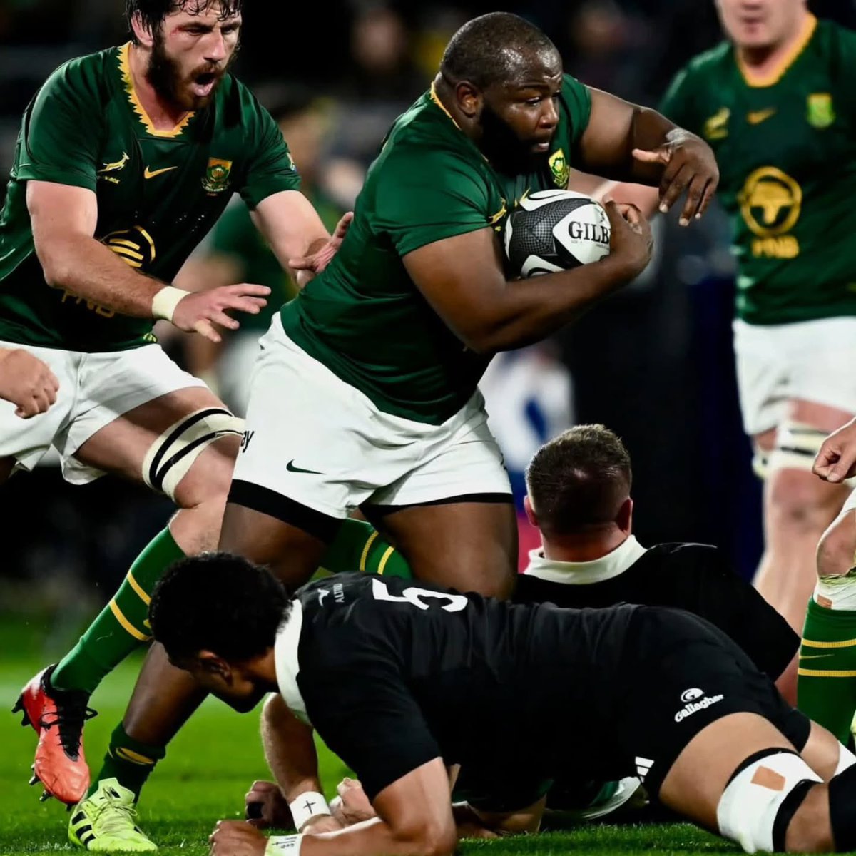 Retshegofaditswe Nche tweet media