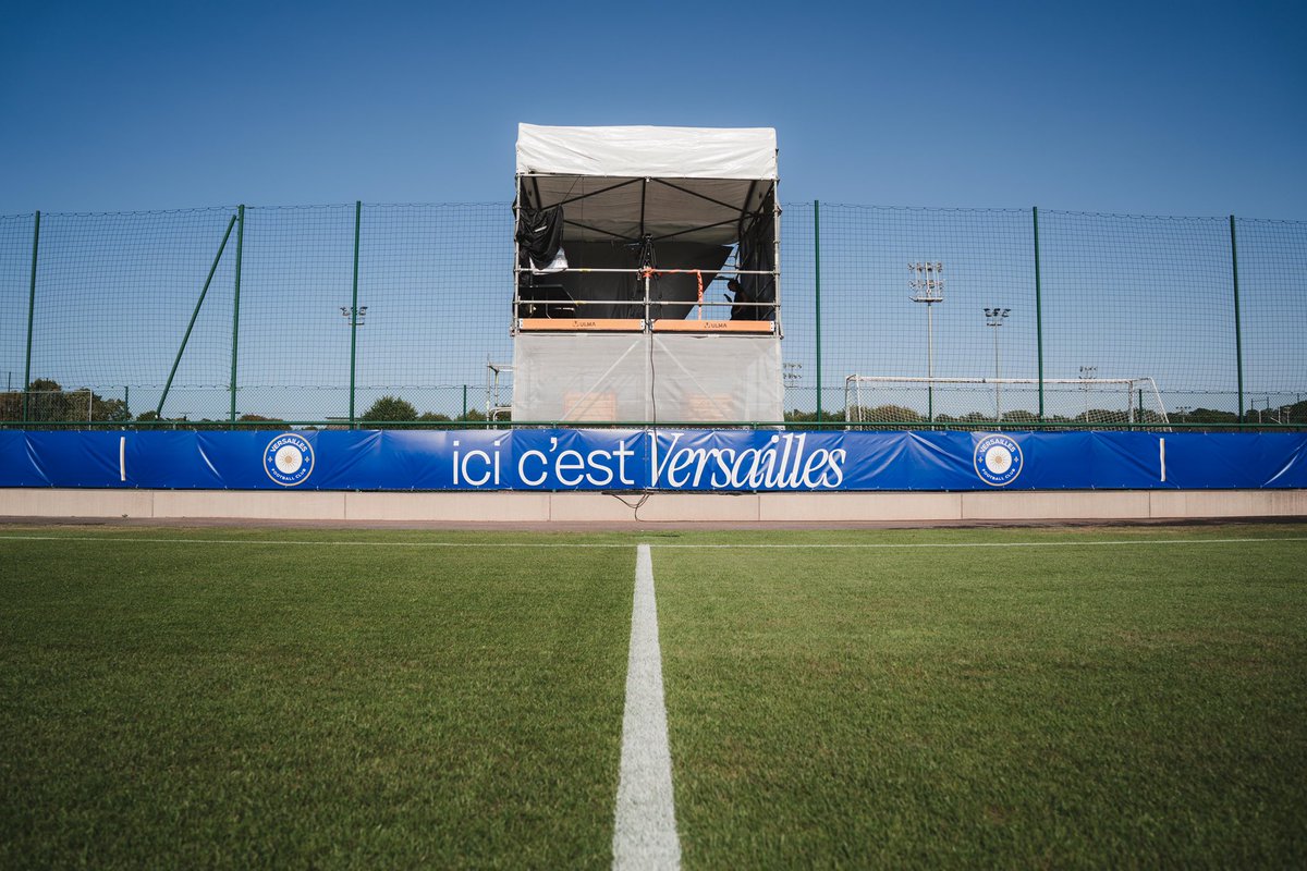 📊 𝗟𝗲 𝗱𝗲́𝗯𝘂𝘁 𝗱𝗲 𝘀𝗮𝗶𝘀𝗼𝗻 𝗱𝘂 𝗙𝗖 𝗩𝗲𝗿𝘀𝗮𝗶𝗹𝗹𝗲𝘀 𝗲𝗻 𝗰𝗵𝗶𝗳𝗳𝗿𝗲𝘀 :

• 4 victoires ✅
• 0 défaite ❌
• 9 buts marqués (3e attaque) ⚽
• 1 but encaissé (meilleur défense) 🧱
• 3 clean sheets 🧤
• 2e de N1 🥈

Le tout avec deux matchs en retard. Les