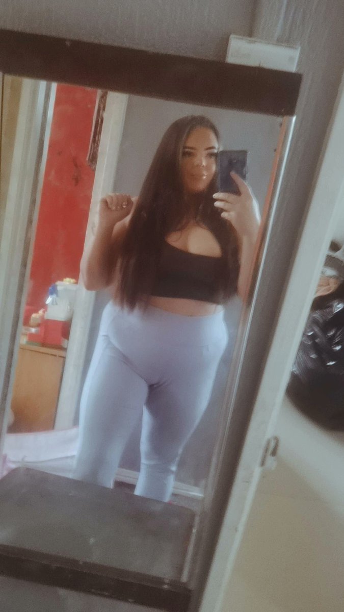 chloesupre's tweet image. Relapse for hot brats 🫦
Findom