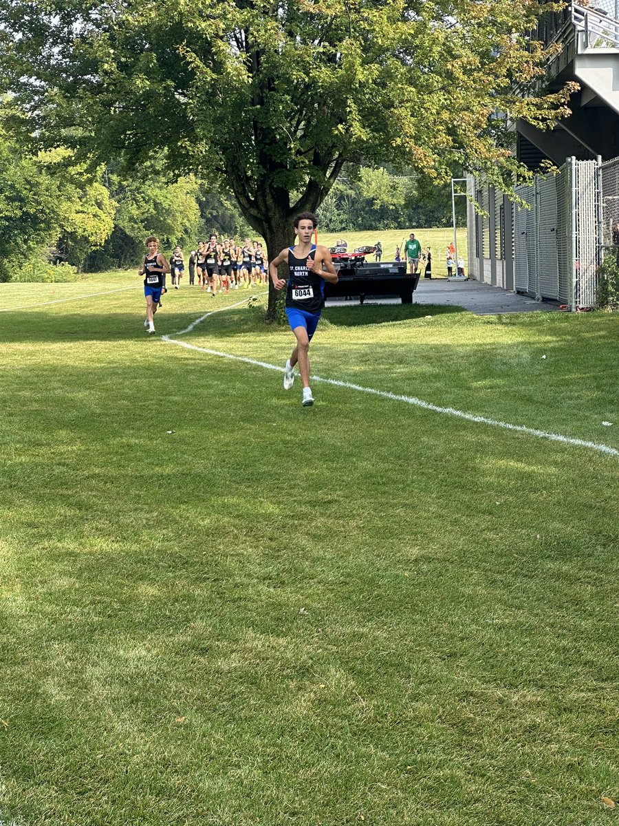 SCNAthletics's tweet photo. XC Runners giving it their all today at Lake Park! Impressive runs by both teams!🤩

#RunStars⭐️ https://t.co/wmmpB1xk8R