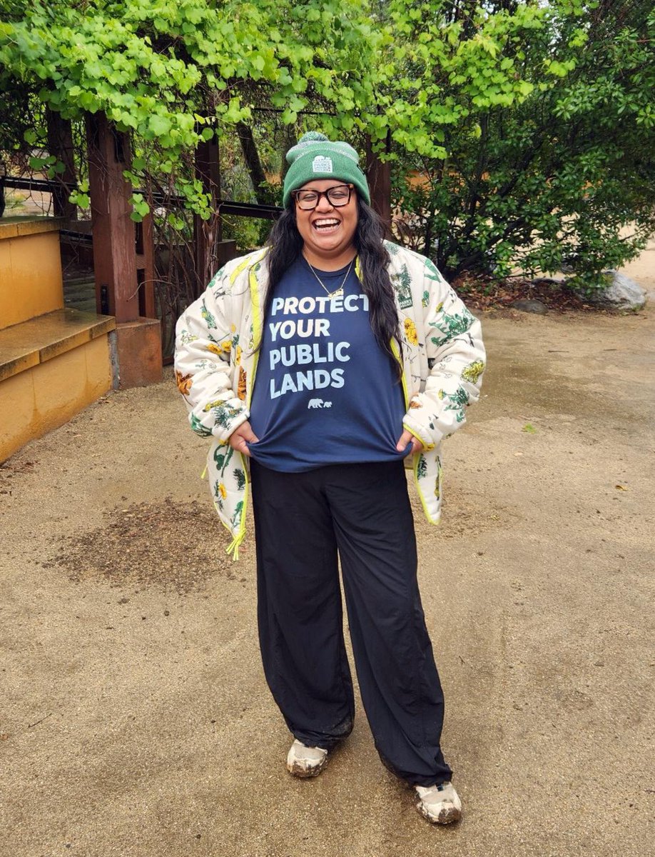 NPCA's tweet image. National Public Lands Day is just around the corner – 9.27 – show your park advocate pride and support national park protection with gear from NPCA’s store! Shop at npca.org/store.