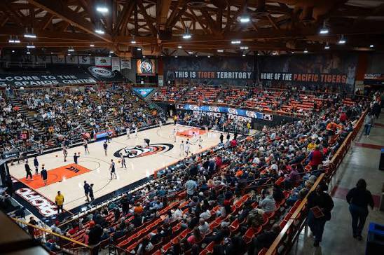 I want to thank Coach Smart, Coach Cole, and the Pacific Men’s Basketball program for an amazing visit. I’m blessed and grateful to receive an offer from the University of the Pacific. #AGTG #blessed