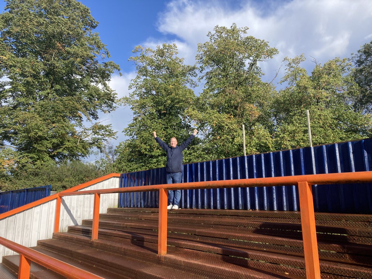 Braintree 2
York 3
The match followed the weather

Bright sky followed by unexpected heavy rain (&amp; a home goal)

A hint of sunshine at 4pm followed by biblical rain (&amp; another home goal) 

Warmth and away goals followed by blue sky at the end &amp; another Ollie penalty 

Joy