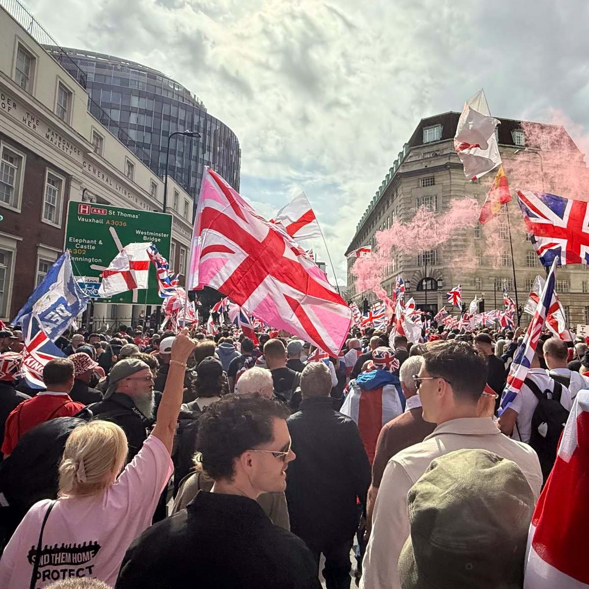 <a href="/ginacarano/">Gina Carano 🕯</a> Unite the Kingdom: What a day. Thousands upon thousands united in respect and joy. 🇬🇧