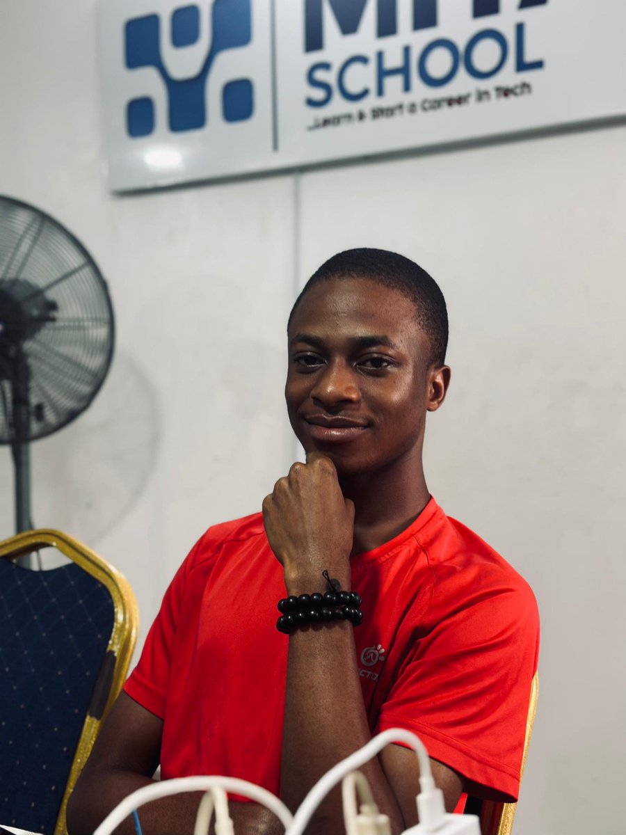 DavidIme78's tweet image. Coding life as a PHP Developer at @MitaSchool

Happy Programmers Day!
Cleaner code, smarter solutions, bigger projects💻✨
Cheers to growth and innovation🥂

#ProgrammersDay
#PHPDeveloper
#MitaSchool