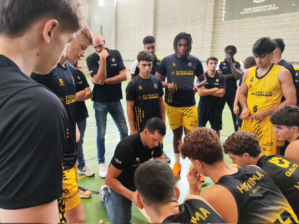 BASE | El filial U22 estrena su calendario de amistosos en el Torneo 41 Aniversario del CB La Matanza 👇

➡️  Semifinales
Fundación CBC, 78; Valur Reykjavik 🇮🇸 86

➡️  3er y 4° puesto
Fundación CBC, 93; RC Náutico, 61

💛🖤 #VamosCanarias