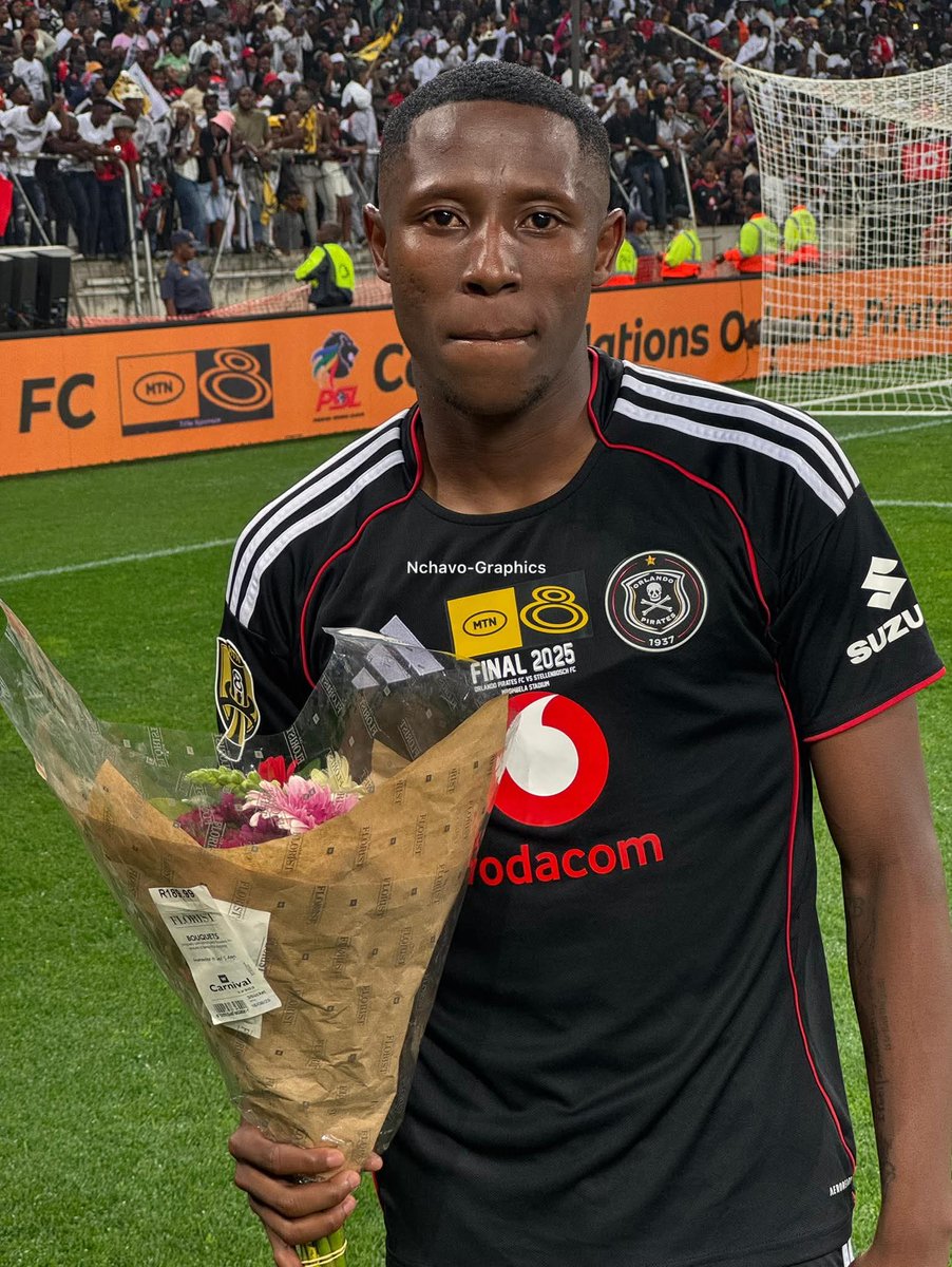 𝗠𝗢𝗥𝗘𝗠𝗜 𝗚𝗘𝗧𝗦 𝗛𝗜𝗦 𝗙𝗟𝗢𝗪𝗘𝗥𝗦 💐

#MTN8Final
#MTN8WafaWafa