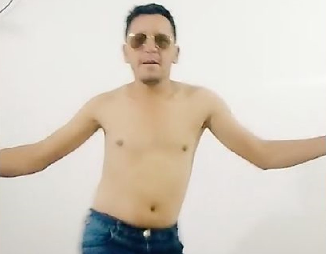 "Yo solo pedí 2 vehículos,  tres marineritos bien dotados, y un 20mil dolar por mi voto, y me dijo beto que me va a dar"..