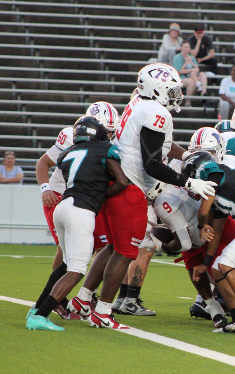 HokaHeyFB tweet media