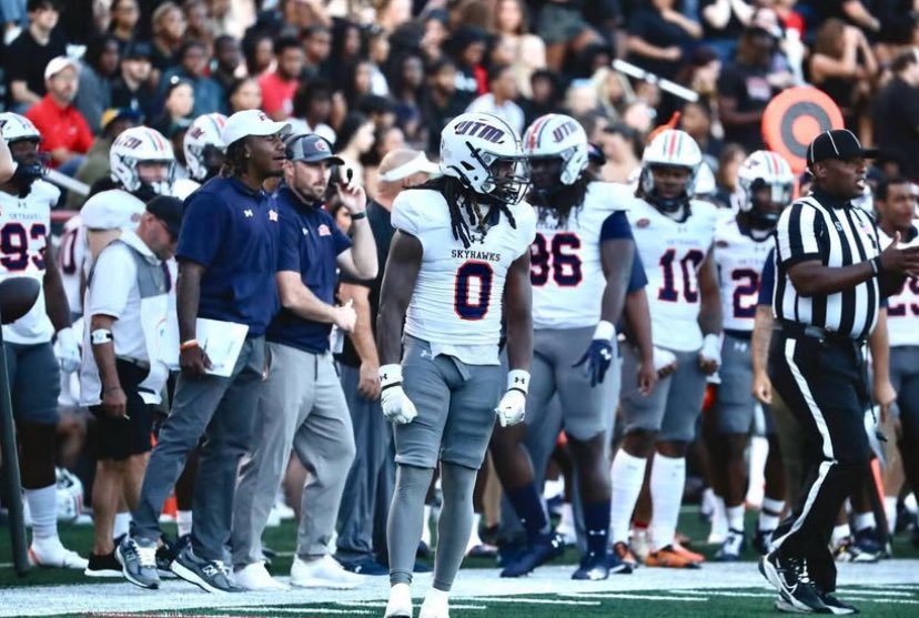 Blessed To Receive An Offer From University Tennessee Martin🧡💙<a href="/coachTJ_UTM/">TJ Jefferson</a> <a href="/CoachHoun/">Karl Calhoun Jr.</a> <a href="/kingturn20/">rasheem turner</a> <a href="/GreatCeaser27/">Christopher Mayer</a> <a href="/DavidCarneyJr/">David Carney Jr</a> <a href="/BokeyFootball/">Bokey Football</a> <a href="/247recruiting/">247Sports Recruiting</a> <a href="/JohnGarcia_Jr/">John Garcia, Jr.</a>