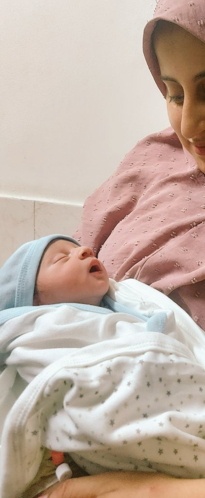 I want to tell you when you donate to me, remember that you are feeding a homeless, hungry, poor, homeless family.

 you’re scrolling, PLEASE leave a dot . it's just a dot....
gofund.me/40dd621f