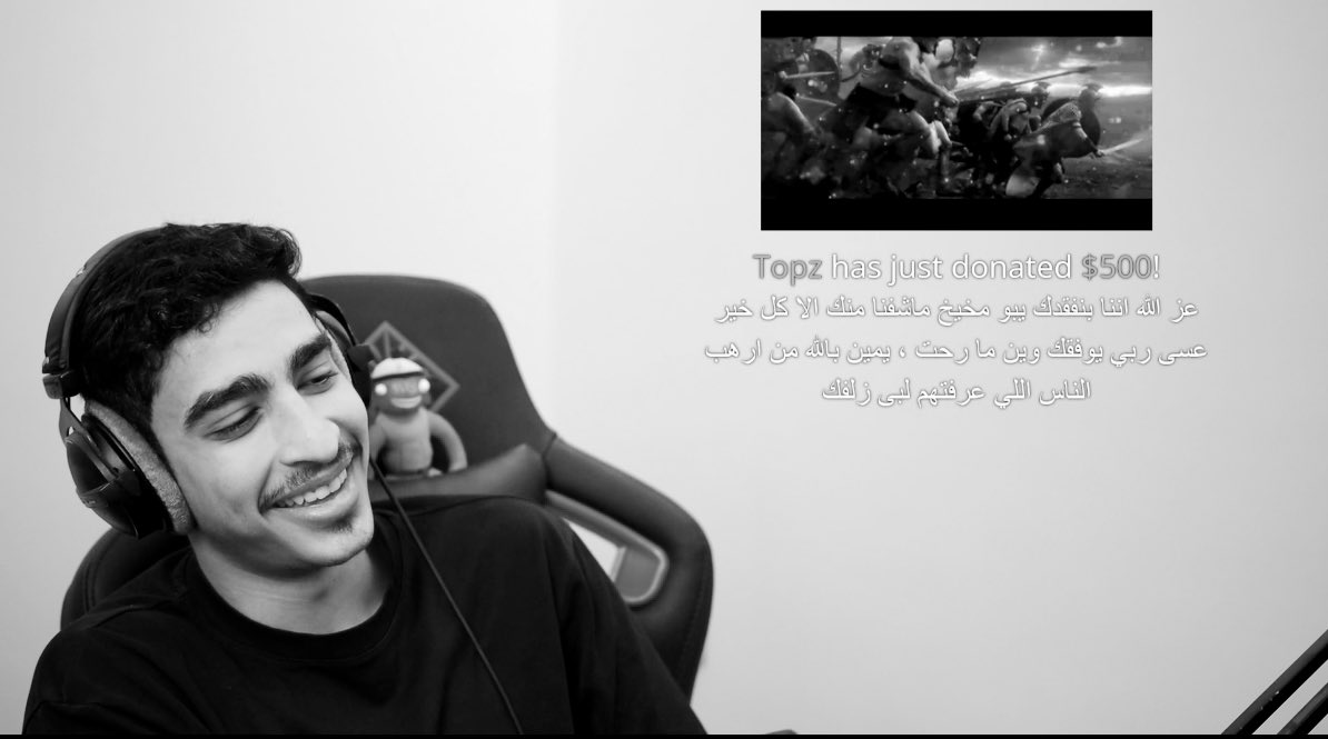 مُرٌ عليَّ بأن اودع زائرًا 
كيفَ الذين حملتُهُم في أضلُعي؟