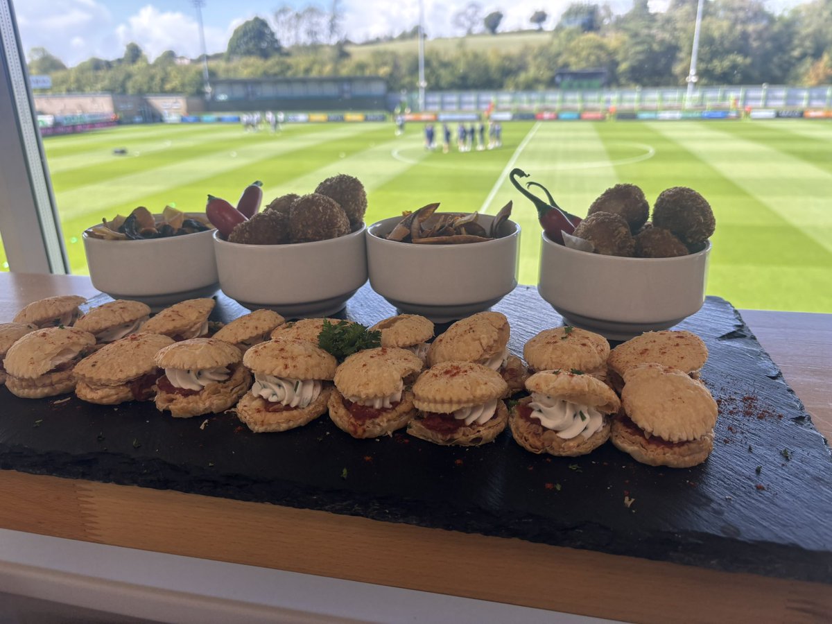 Another home game and some amazing food choices today… loved these platters today…spicy tomato pastry and tasty chilli bites…
FGR v Scunthorpe 1-1