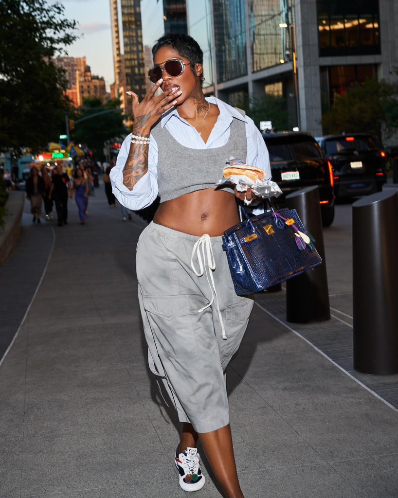 TiwaSavage's tweet image. Can never be average 🤯

#ThisOneIsPersonal is OUT, #Twisted