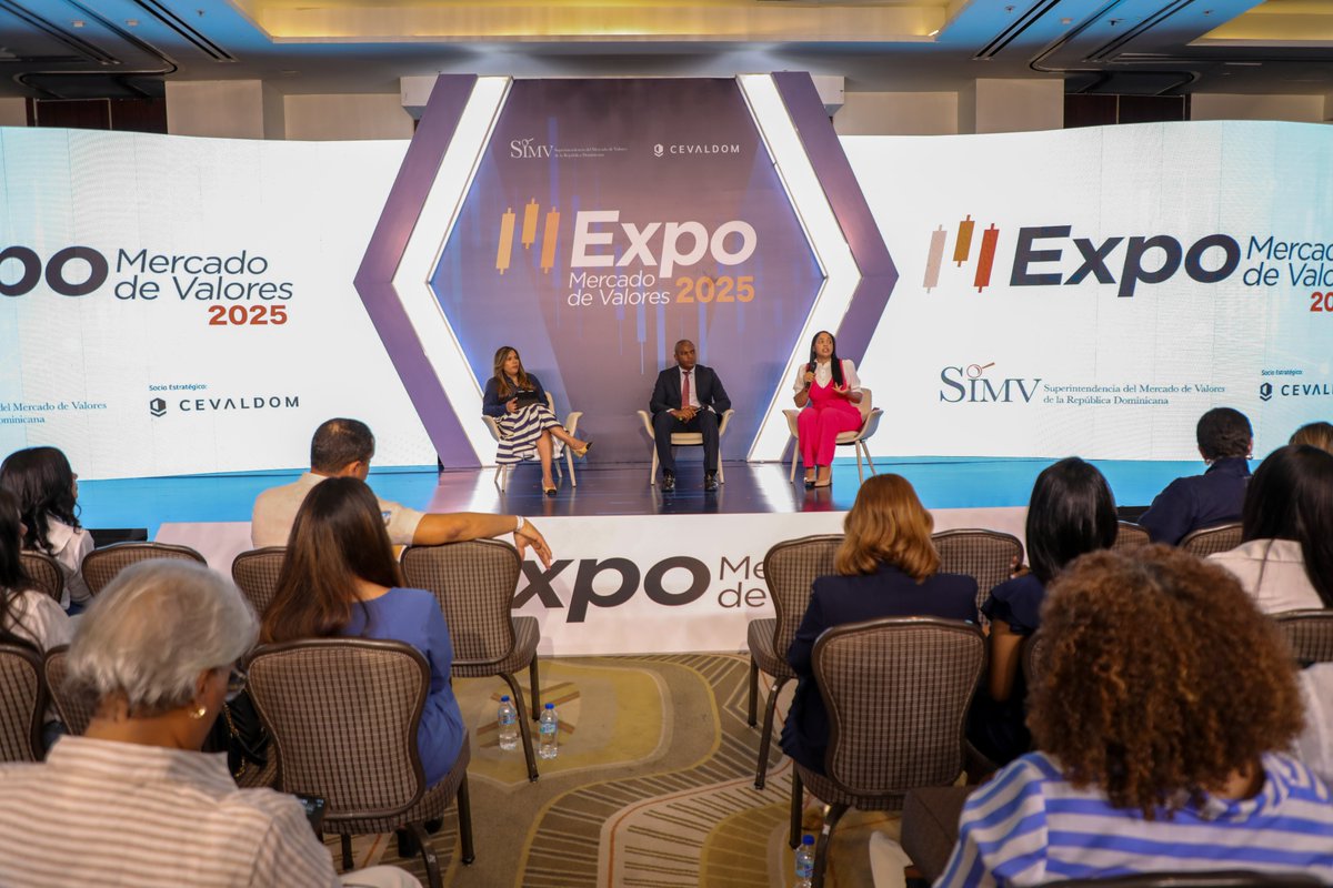 SIMVRDO's tweet image. Moderado por Evelyn Mercado (SIMV), con la participación de Aileen Guzmán (UAF) y Pelagio Alcántara (Procuraduría Fiscal), este panel brindó herramientas clave para identificar fraudes y proteger los recursos financieros.

#SIMV #CEVALDOM #ExpoMercadodeValores2025 #EXPOMV2025