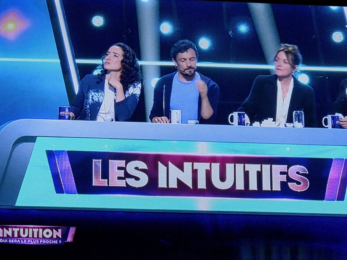 GGOUBAND's tweet image. Devant #Intuition présenté par @cyrilferaud .
Heu 75% qui se lavent les mains,je suis septique🤔🤔.Normal on parle un peu quand même de fosse septique🤷‍♀️🤷‍♀️🤣🤣🤣🤣🤣.Pardon je n'ai pas pu résister🤦‍♀️.