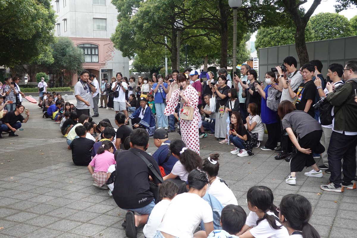 Berin_official's tweet photo. 『日立 盆 FIRE 2025』地元のお祭りにゲストとして呼んでいただけて、とっても嬉しく大変楽しゅうございました〜！✨

また来年も来れたらいいなぁ...🥰🫶🏻
ファンの方も楽しんでくれてたみたいで良かった！日立好きになってくれたかな！

お祭りは明日もやってます⭐️
皆さま引き続き楽しんで〜！ https://t.co/g5NLh7uaqh