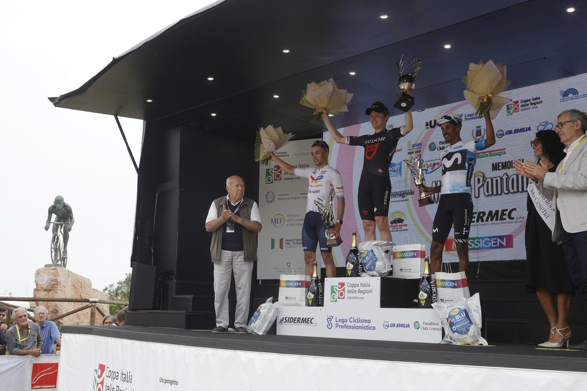 <a href="/SprintCycling/">SprintCycling</a> <a href="/movistar_es/">Movistar España</a> <a href="/NATNAELTESFATS1/">NATNAEL TESFATSION</a> 🇮🇹 #MemorialPantani - P3 🍾 <a href="/NATNAELTESFATS1/">NATNAEL TESFATSION</a>

#RodamosJuntos I <a href="/movistar_es/">Movistar España</a>