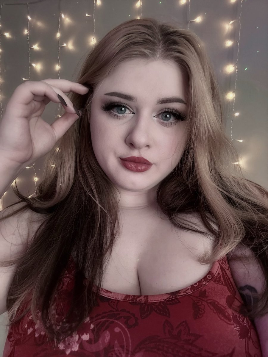 katie ♡.°⑅ tweet media