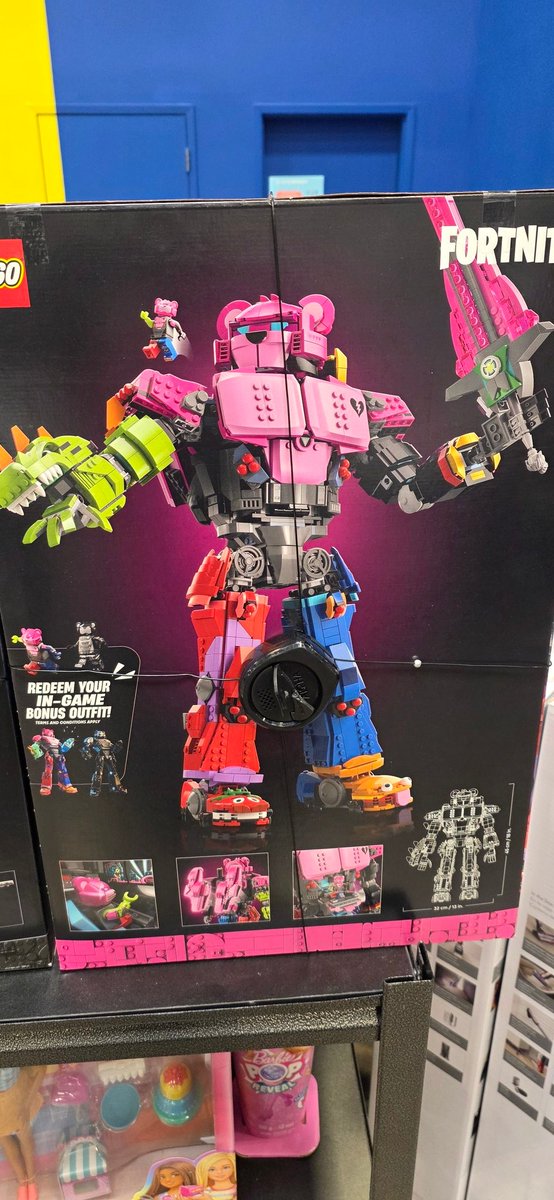 Finally found it yesterday... should I pick this one up ?? Son already has all the other lego bundles! Curious to see opinions #fortnite