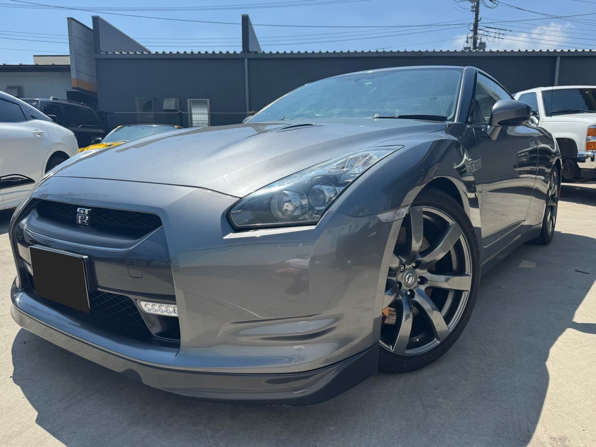 KsBASE1's tweet photo. 日産　GT-Rの買い取りでのご入庫になります

H20年車　走行距離28000km台

プレミアムエディションになります！

前期特有のフ��イホイールからの異音
オーディオの不調及びナビ画面の変色等々ございません☝️

ご興味ある方はお問い合わせ下さい☺️ https://t.co/Be6S1innz0