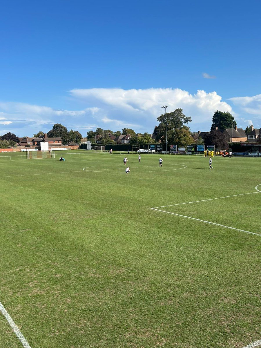 FT ⏱️ at Billing Road as the ressies win it late on thanks to a Curtis Avery header!

4-3 to Chenecks with the other goals coming from Gibbins, Tite, and Southgate ⚽️⚽️⚽️

<a href="/utdcos/">UCL</a> | #UpTheChens