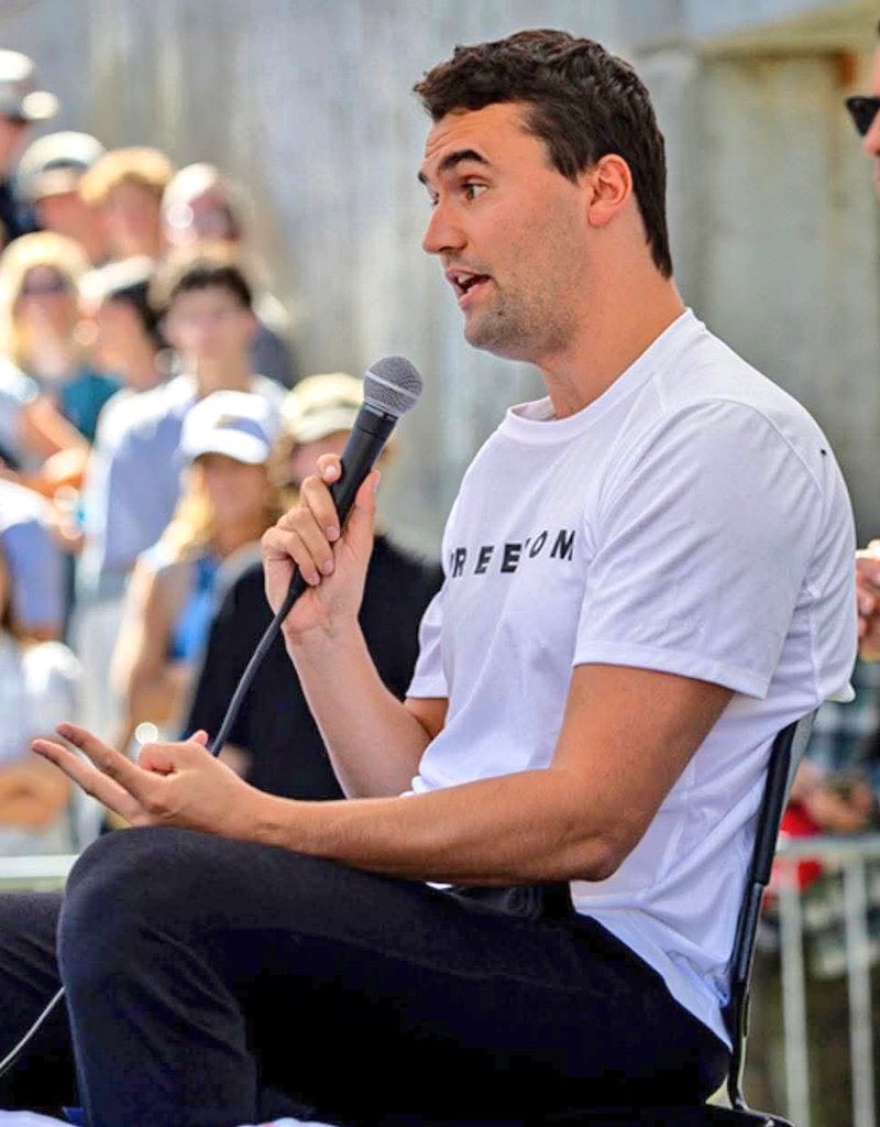Almost half of Americans don't like
Charlie Kirk, if you love him….
Give me a thumbs up👍♥️