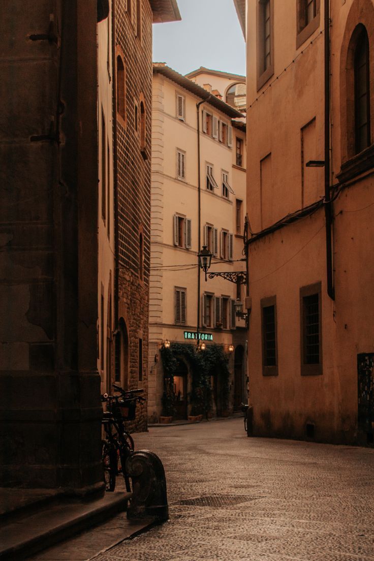 MozartCultures's tweet photo. florence in autumn https://t.co/ade3t08uDo