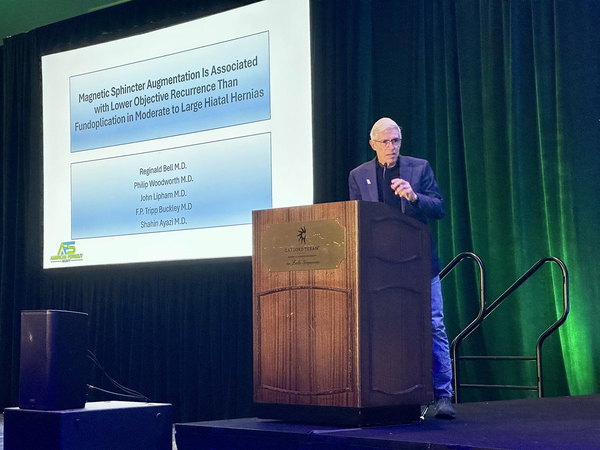 Engaging presentation at #AFS2025 🎤

Dr. Reginald Bell shared multicenter data suggesting magnetic sphincter augmentation may lower objective recurrence compared with fundoplication in patients with moderate to large hiatal hernias — sparking important discussion in the