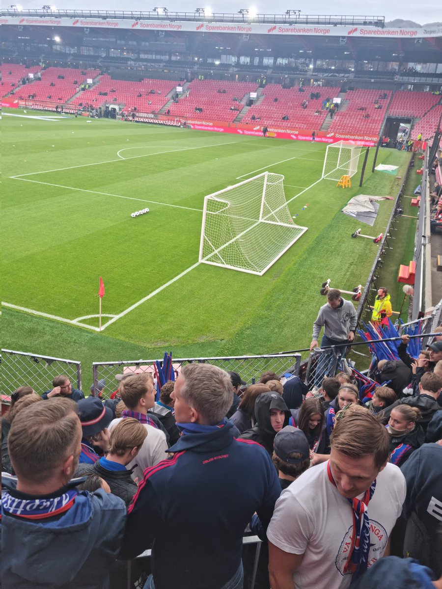 Vi hater alle og alle hater oss vi drar til Bergen kun for å sloss