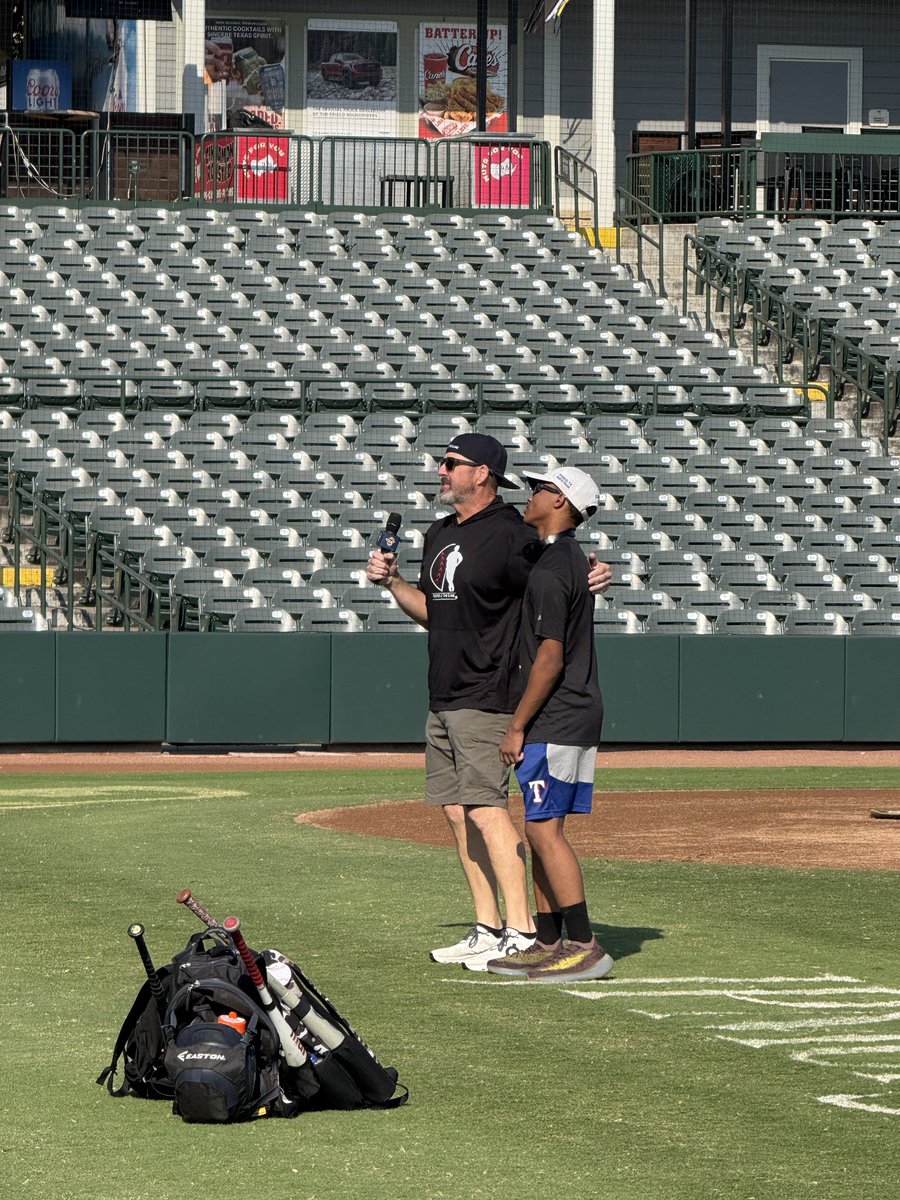 Doing special things out here today! <a href="/JimmyV29/">JAMES VILADE / Jimmy V</a>

<a href="/BaseballKeepers/">Keeper of The Game</a>