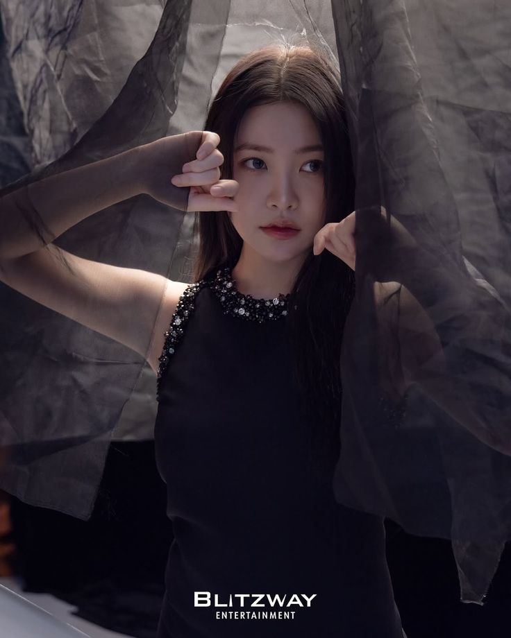 𝒅𝒆𝒂𝒓𝒍𝒚, 𝒊𝒍𝒐𝒏𝒂. tweet media