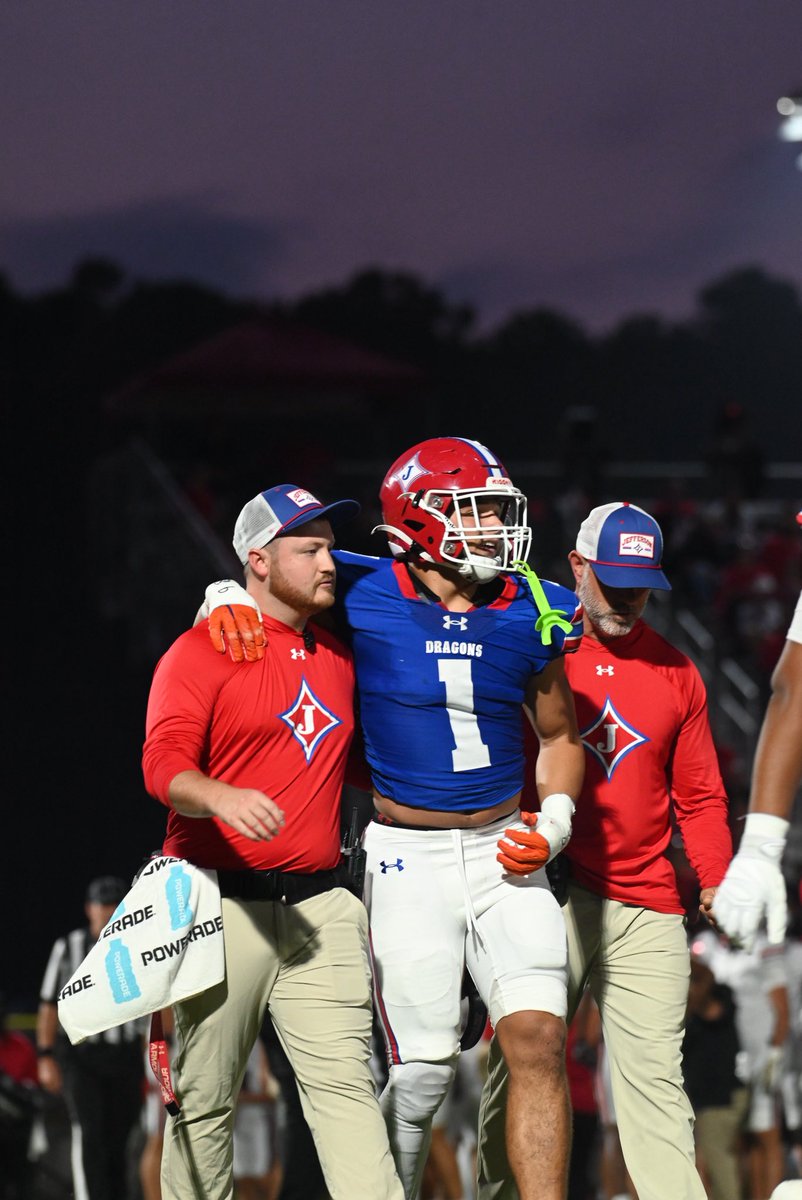 maxbrown4_'s tweet photo. Super sad to announce that my Junior season has been cut short due to a knee injury. Love my team, especially the seniors; I know they’re going to keep this train moving. 
Romans 8:18 - “The pain you’re feeling can not compare to the joy that’s coming." https://t.co/WgxyOLXFMf