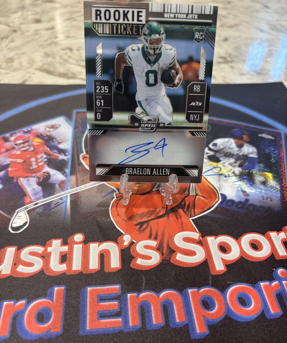Today’s giveaway: Rookie Ticket Braelon Allen auto 
Like✌️Follow✌️Repost✌️
Winner Sunday
#Jets #Giveaway