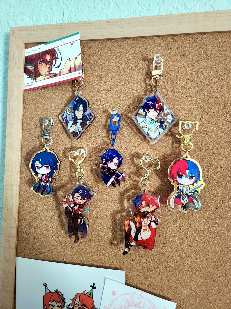 _finalquest_'s tweet image. Finally got a place to display my charms ❤️💙