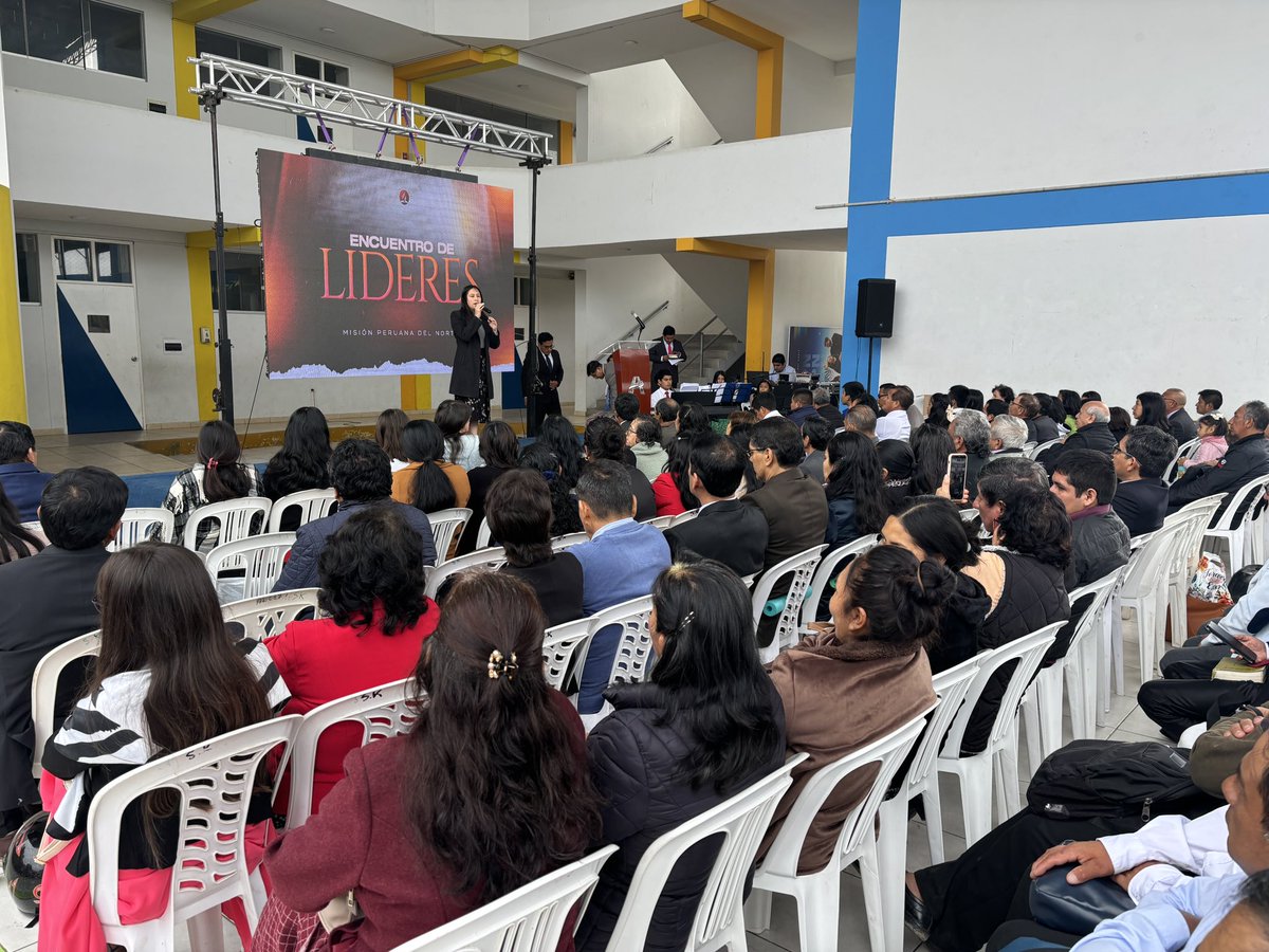 AdventistasMPN's tweet photo. 🎵Como parte de la programación un mensaje musical en gratitud a nuestro Dios✨.

#Gratitud #Mensajemusical #AdoraciónaDios https://t.co/kjkCG10C5T