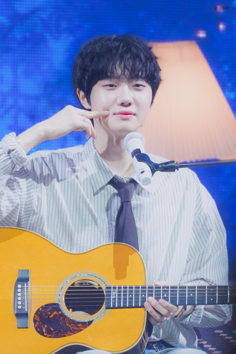 ᵖᵘʳᵃᵈᵉ tweet media