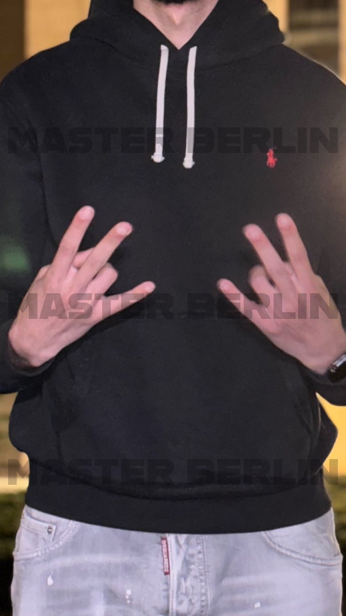 MasterBerlin030's tweet photo. Hello fags and sluts on x! Come here and serve your master!!! 😈#master 

#dirtysocks #socks #feet #sniffmysocks #socken #whitesocks #gay #füsse #berlin https://t.co/jBoaar3bhh