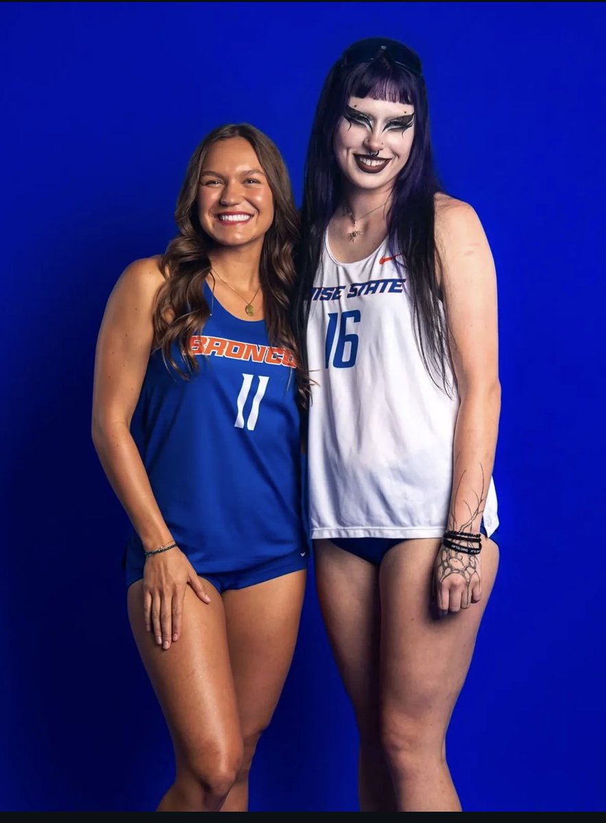 Saturday night vs Sunday morning #LANK