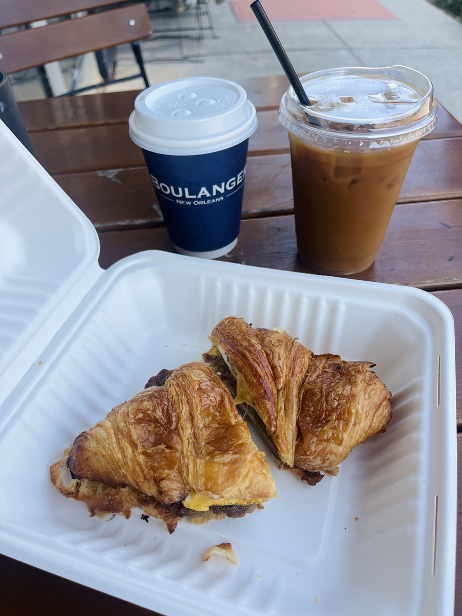 starting the morning off right 🥐 #NOLA
