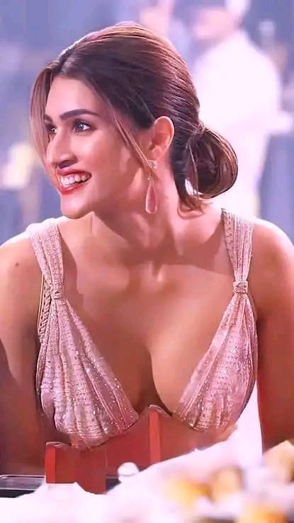 Barbara94296981's tweet image. #TopActresses2025 #MostBeautifulActresses #CelebrityBeauty
Top 10 Most Beautiful Actresses Under 35 in 2025
----&amp;gt; full list &amp;gt;&amp;gt; titly.pro/topbeautyw