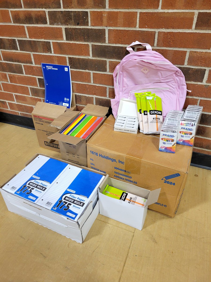 Strong partnerships make stronger schools! 💪📚 Kidmart donated school supplies to each of our 42 teachers at Shepard and surprised us on Friday after the 2nd Annual Supply Drive in Columbia! If there's a need, CPS can find a way 🐎✨️✨️✨️!  #BestPlaceToWorkAndLearn #CPSBest
